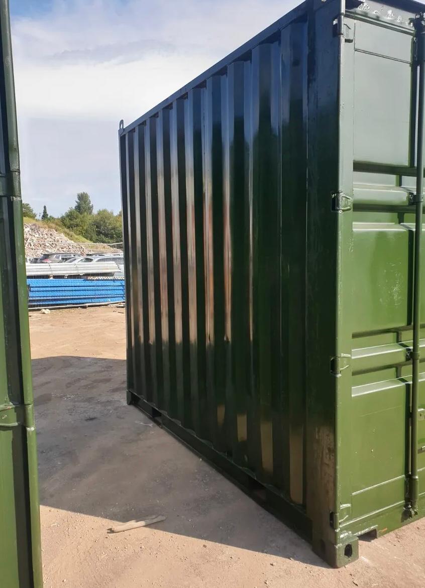 Contenedor seminuevo de 10 pies verde oscuro — Contenedores usados y de ocasión en venta en España — imagen 2