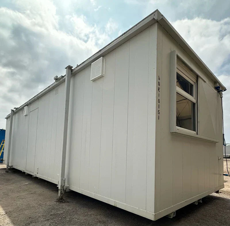 CONTENEDOR DE OFICINA 9,7 X 3 M CON SANITARIOS — Contenedores oficina en venta en España — imagen 2
